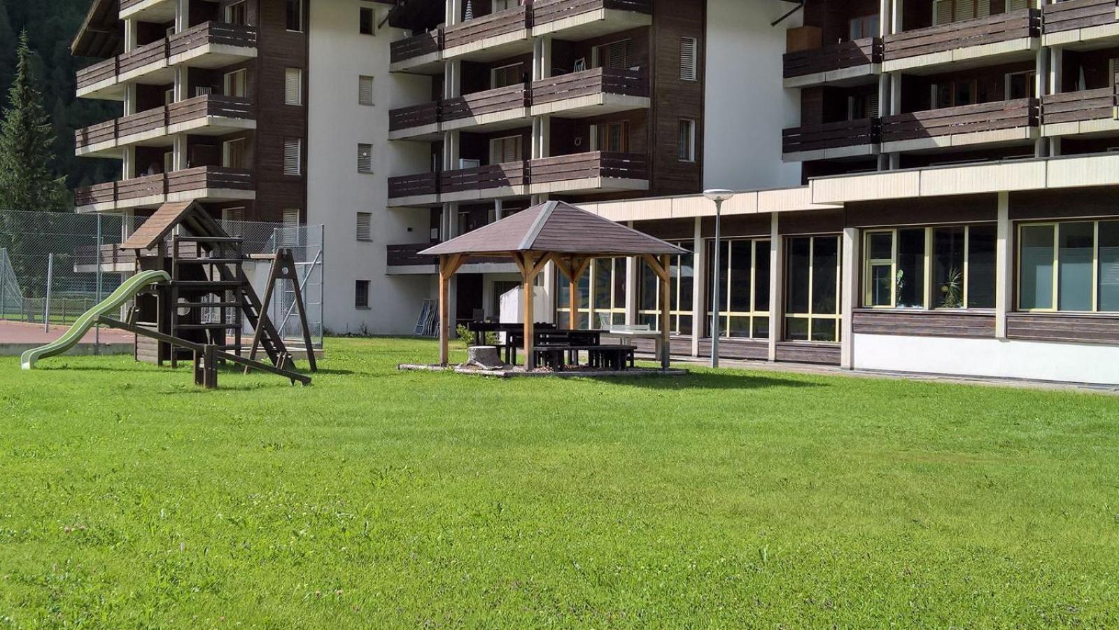 Monte Rosa Taesch, Apartments Mit Wellness Bereich Exterior photo
