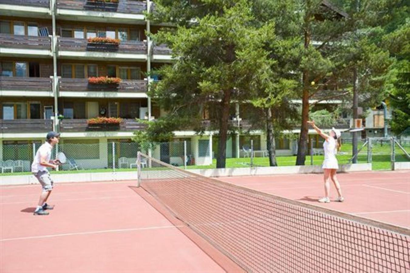 Monte Rosa Taesch, Apartments Mit Wellness Bereich Exterior photo