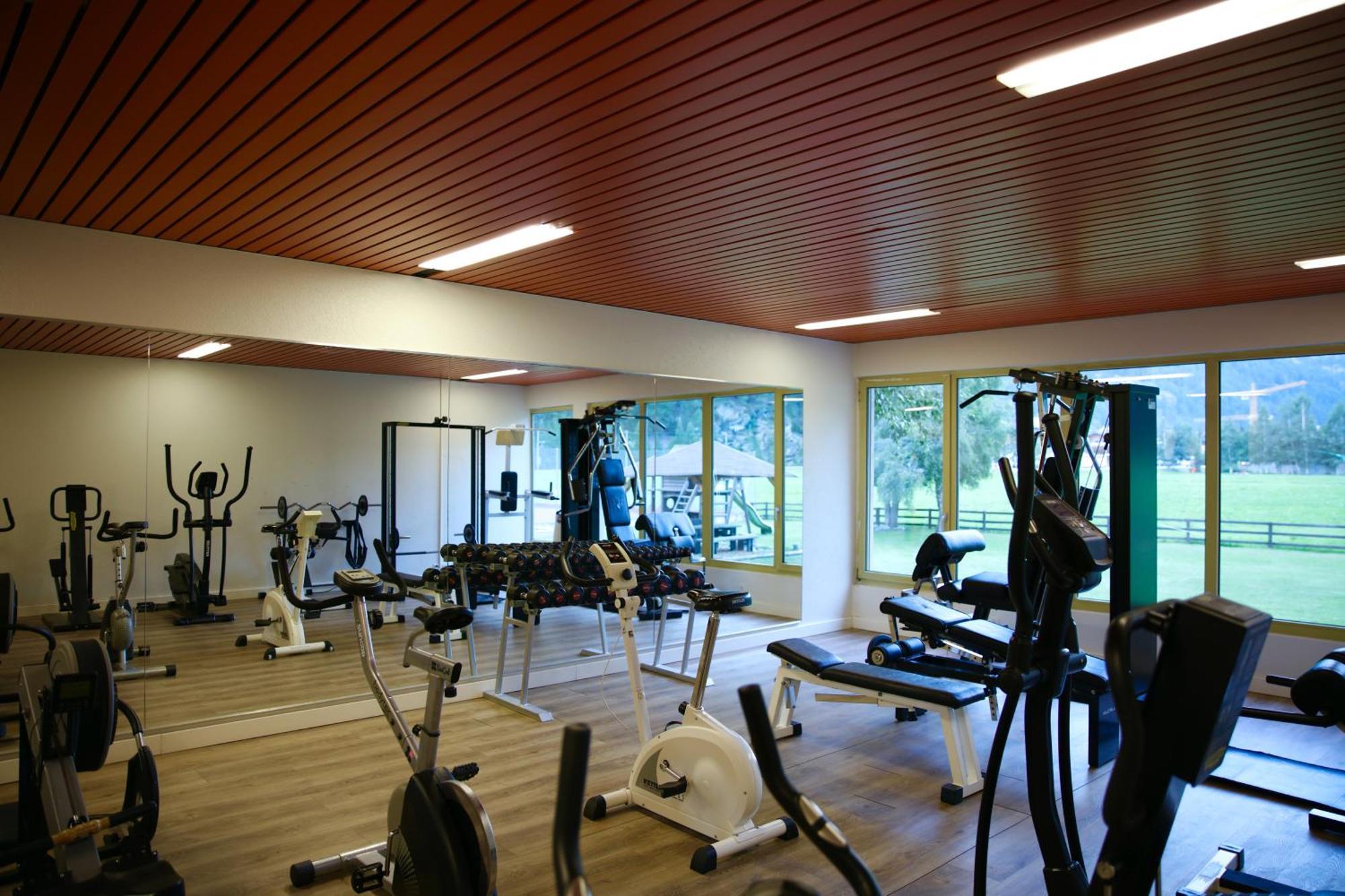 Monte Rosa Taesch, Apartments Mit Wellness Bereich Exterior photo